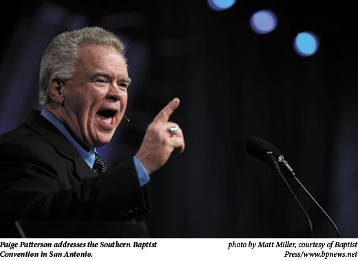 Paige Patterson addresses the Southern Baptist Convention in San Antonio