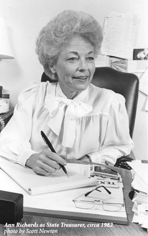 Ann Richards as State Treasurer, 1982, photo by Alan Pogue