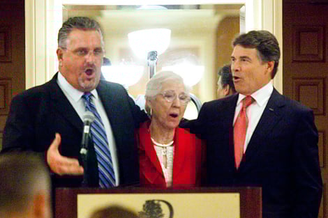 DayofPrayer_RickPerrysinging