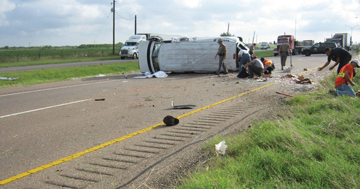 Two TxDOT workers find $2,000 cash on side of highway, turn it in