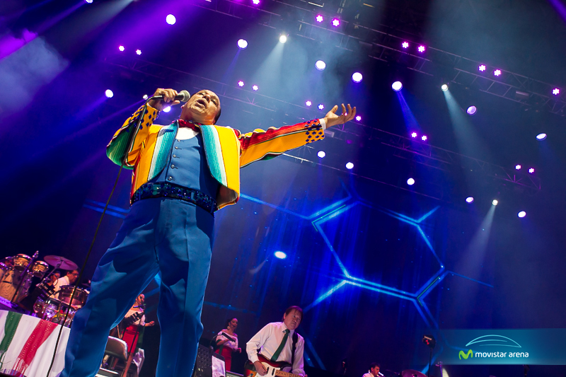 Juan Gabriel, who died August 28, performs in Chile in 2014.