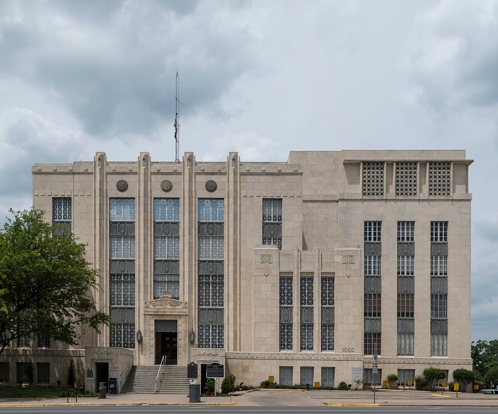 travi scounty courthouse