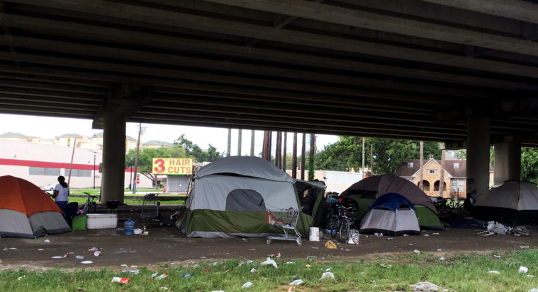 Houston’s law allows groups and individuals to feed up to five homeless people, no strings attached. To feed more, though, one must register — or face fines up to $2,000 and a misdemeanor charge for violating the Houston Code of Ordinances.