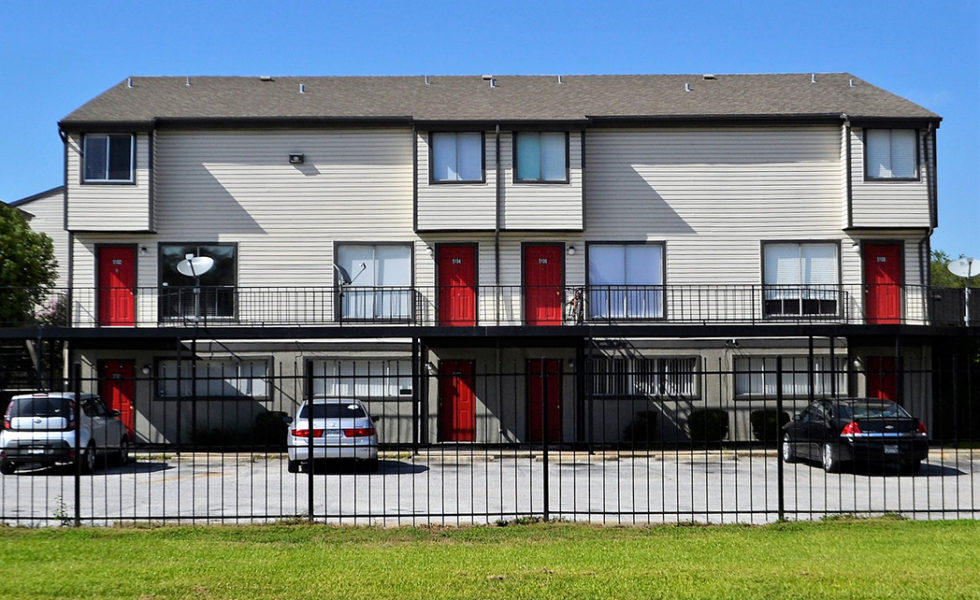 Minimalist Apartments That Work With Evictions In Houston with Simple Decor