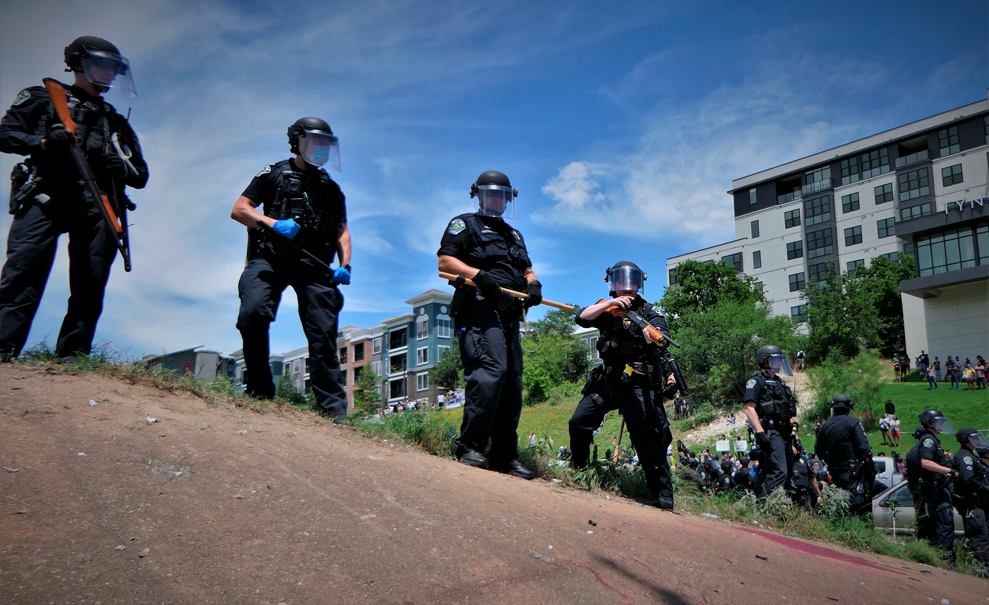 After police in Austin shot “less-lethal” munitions at protesters in early June, injuring several people including a pregnant woman, a 16-year-old boy, and a 20-year-old college student who is expected to suffer serious brain damage, there were deafening calls for the firing of Austin Police Chief Brian Manley.