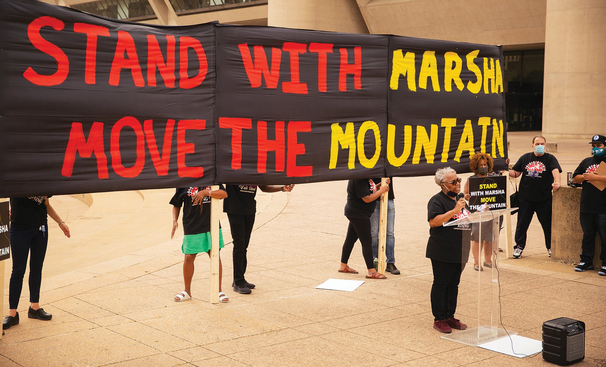 Jackson and a community advocacy group called Southern Sector Rising organized a press conference in front of Dallas City Hall. The city has not allocated any funding to clean up Shingle Mountain.