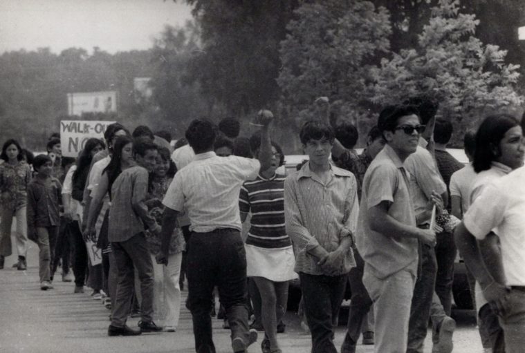 Students march along the picket line in Uvalde in 1970.