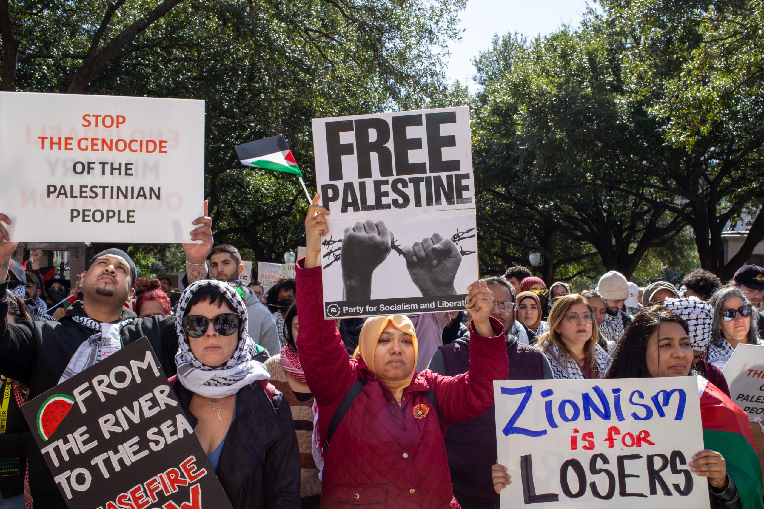 Did Texas Police Violate First Amendment Rights of Pro-Palestine Protesters?